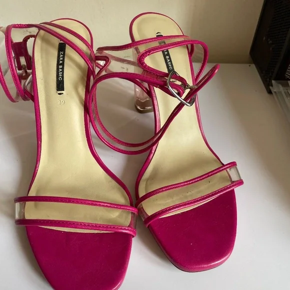 Shoes - Picture 5 of 8